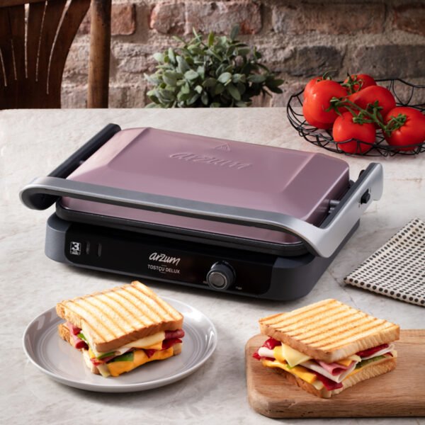 TOSTCU DELUXE DREAMLINE GRILL AND SANDWICH MAKER 10